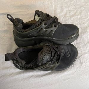 Toddler Nike sneakers